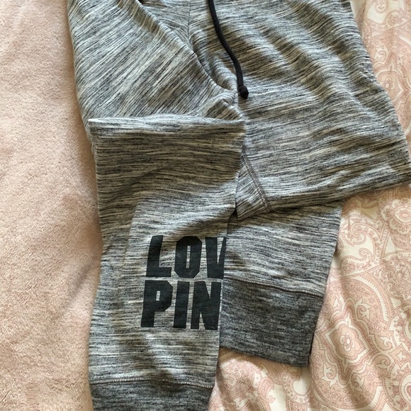 Pink lightly warn sweats - Picture 2 of 3